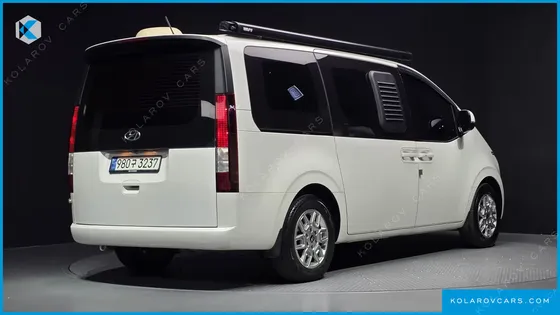 HYUNDAI STARIA NONE
