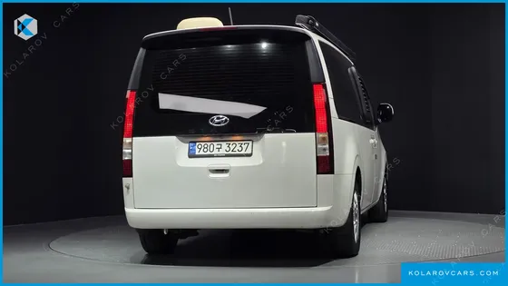 HYUNDAI STARIA NONE