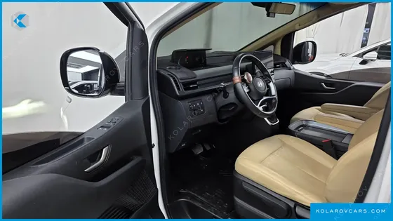 HYUNDAI STARIA NONE