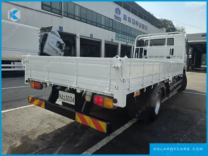 TATA DAEWOO NOBUS MID-SIZE TRUCK ROYAL