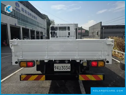 TATA DAEWOO NOBUS MID-SIZE TRUCK ROYAL
