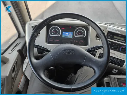 TATA DAEWOO NOBUS MID-SIZE TRUCK ROYAL