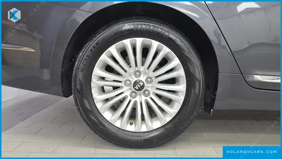 KIA K7 LPI 3.0 LUXURY