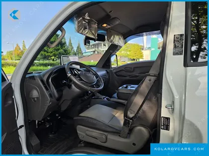 HYUNDAI PORTER II SUPER CABIN LPG