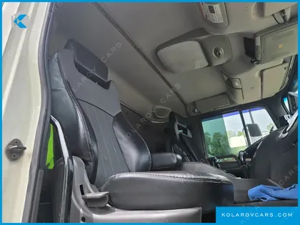 HYUNDAI MEGA TRUCK WIDECAP GOLD