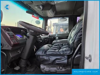 HYUNDAI MEGA TRUCK GOLD