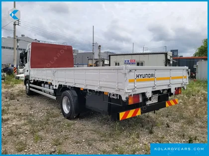 HYUNDAI MEGA TRUCK PREMIUM