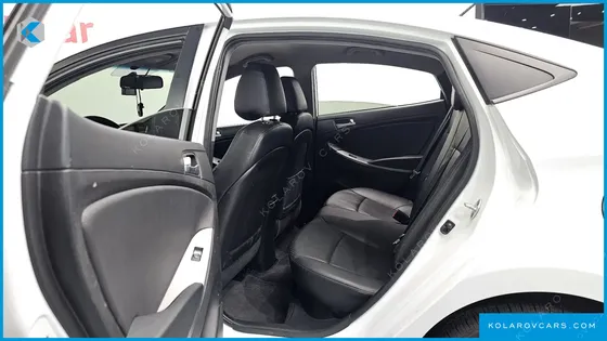 HYUNDAI ACCENT 1.4 VVT MODERN