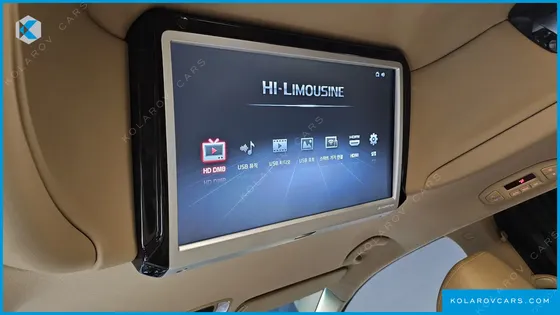KIA CARNIVAL 7-SEATER HI-LIMOUSINE