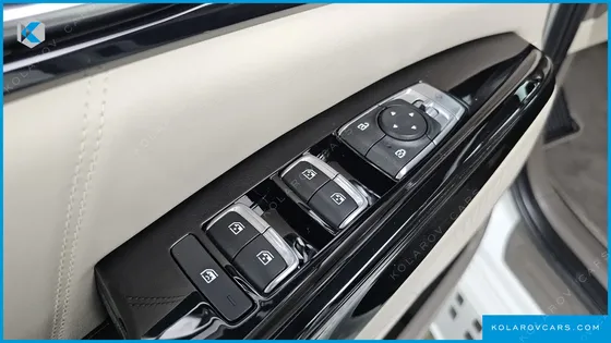KIA CARNIVAL GASOLINE 9-SEATER HI-LIMOUSINE