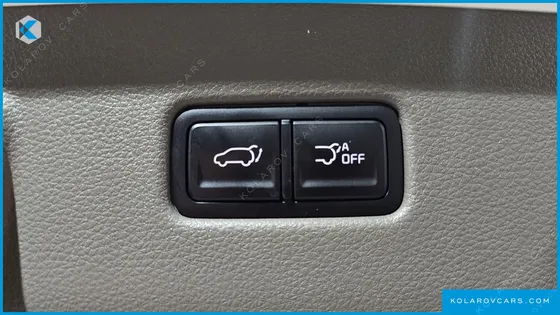 KIA CARNIVAL GASOLINE 9-SEATER HI-LIMOUSINE