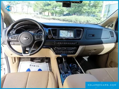 KIA CARNIVAL GASOLINE 7-SEATER HI-LIMOUSINE