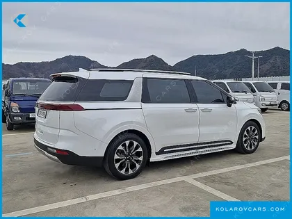 KIA CARNIVAL GASOLINE 9-SEATER NOBLESSE