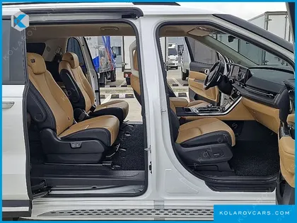KIA CARNIVAL GASOLINE 9-SEATER NOBLESSE