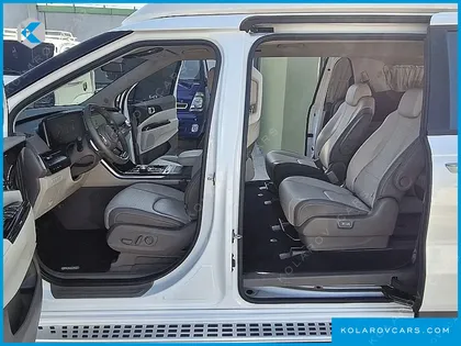 KIA CARNIVAL DIESEL 9-SEATER HI-LIMOUSINE