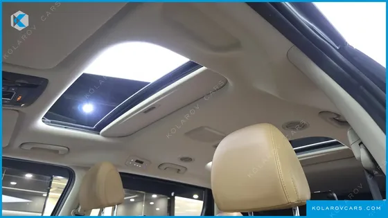 KIA CARNIVAL DIESEL 9-SEATER SIGNATURE