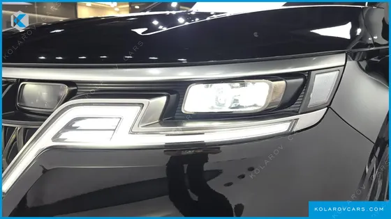 KIA CARNIVAL DIESEL 9-SEATER SIGNATURE