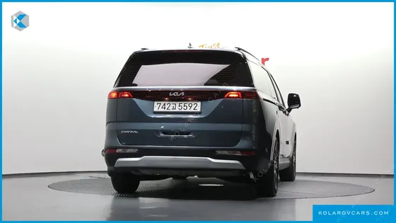 KIA CARNIVAL DIESEL 11-SEATER PRESTIGE