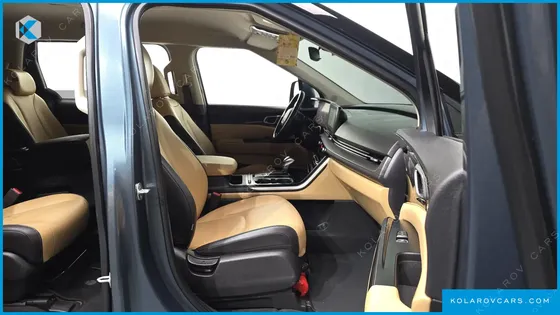 KIA CARNIVAL DIESEL 11-SEATER PRESTIGE