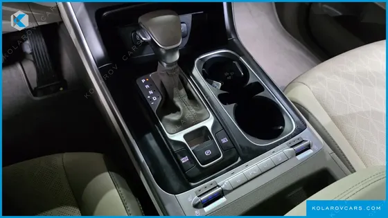 KIA CARNIVAL DIESEL 11-SEATER PRESTIGE