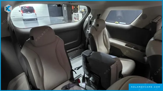 KIA CARNIVAL DIESEL 11-SEATER PRESTIGE
