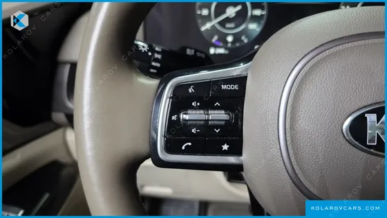 KIA CARNIVAL DIESEL 11-SEATER PRESTIGE