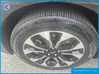 KIA CARNIVAL DIESEL 9-SEATER PRESTIGE