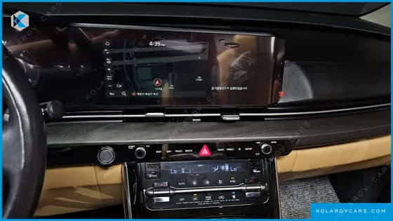 KIA CARNIVAL DIESEL 9-SEATER SIGNATURE