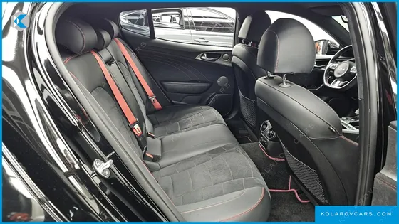 KIA STINGER 3.3 GT ACRO EDITION