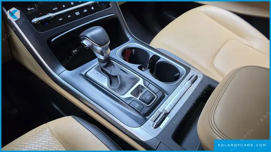 KIA CARNIVAL DIESEL 9-SEATER PRESTIGE