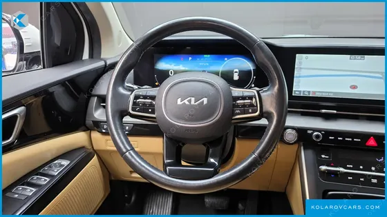 KIA CARNIVAL DIESEL 9-SEATER PRESTIGE