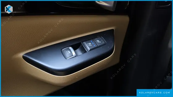 KIA CARNIVAL DIESEL 9-SEATER PRESTIGE