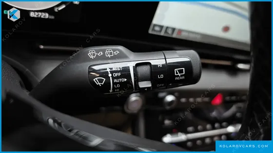 KIA CARNIVAL DIESEL 9-SEATER PRESTIGE