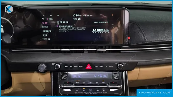 KIA CARNIVAL DIESEL 9-SEATER SIGNATURE