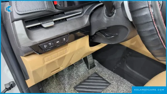 KIA CARNIVAL DIESEL 9-SEATER SIGNATURE