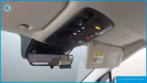 KIA CARNIVAL GASOLINE 9-SEATER PRESTIGE