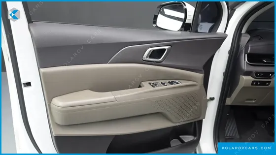 KIA CARNIVAL GASOLINE 9-SEATER PRESTIGE