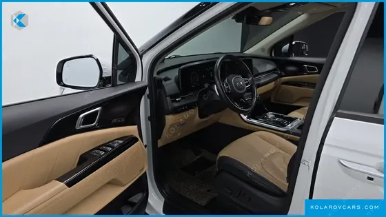 KIA CARNIVAL GASOLINE 7-SEATER SIGNATURE