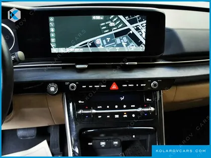 KIA CARNIVAL GASOLINE 9-SEATER SIGNATURE