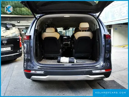 KIA CARNIVAL GASOLINE 9-SEATER SIGNATURE