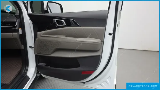 KIA CARNIVAL HEV 7SEATER SIGNATURE