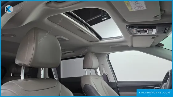 KIA CARNIVAL HEV 7SEATER SIGNATURE