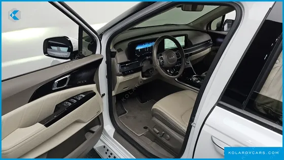 KIA CARNIVAL GASOLINE 9-SEATER HI-LIMOUSINE