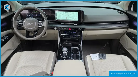 KIA CARNIVAL GASOLINE 7-SEATER SIGNATURE