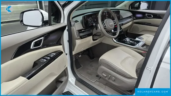 KIA CARNIVAL GASOLINE 7-SEATER SIGNATURE