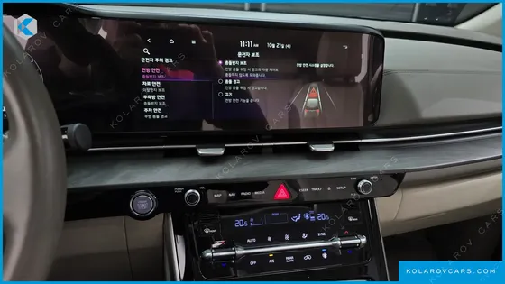 KIA CARNIVAL GASOLINE 7-SEATER SIGNATURE