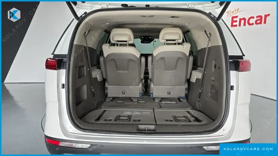KIA CARNIVAL GASOLINE 7-SEATER SIGNATURE