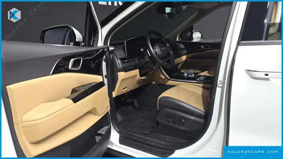 KIA CARNIVAL DIESEL 9-SEATER NOBLESSE