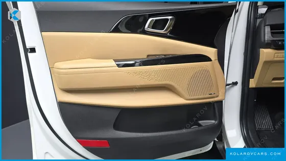 KIA CARNIVAL DIESEL 9-SEATER NOBLESSE