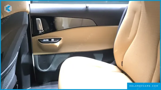 KIA CARNIVAL DIESEL 9-SEATER NOBLESSE